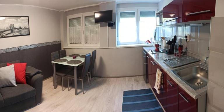 Angi Apartman- Nagyszeru Elhelyezkedes, Vendegkozpontu Szallashely-Szolgaltatas Apartment Harkány Exterior foto